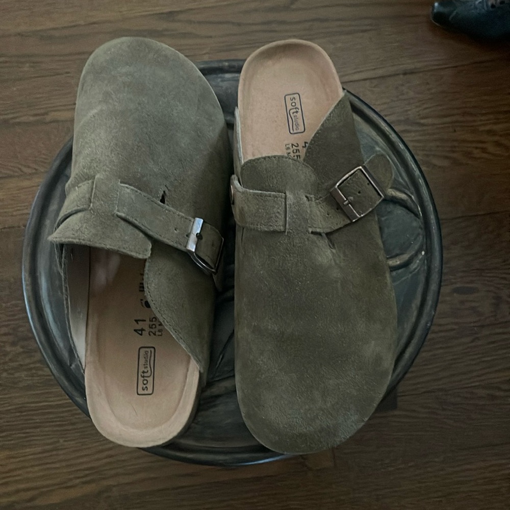 Suede clogs | natural brown (looks olive-brown); size 41 European fits size 9
